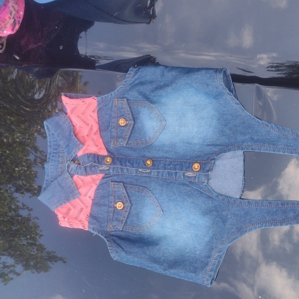 Girls two piece skirt set